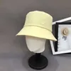 Luxury designer bucket hat men and women outdoor travel beach sun cap rubber letter style casual fashion hat