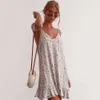 Casual jurken 2021 Zomer vrouwen sexy backless spaghetti v nek mini jurk mode afdrukken bloemen casual vakantie strand boho jurken voor vrouw g230311