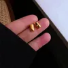 Studörhängen Titanium Steel Liten Gold Brick Feminin Retro Personlighet utsökta mini Lucky