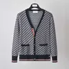 Tb Thom Fashion Brand 2023 Primavera Stripe Cardigan lavorato a maglia Maglioni belli da uomo e da donna Design Premium Coat