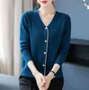 여자 스웨터 가디건 한국 패션 스트라이프 울 스웨터 겨울 긴 소매 v- 넥 캐주얼 니트웨어 코트 여성