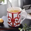 BONE China Coffee Caneca de alta série de chá de chá de chá de cerâmica canecas de porcelana Designs clássicos com colher frete grátis