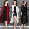 Giacche da donna 2023 Woman in pizzo Cardigan Summer Coat Female Scialle Hollow Giacca sottile Ladies Solid Wild Elegant Long Tops A44