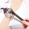 Armbanduhren Star Watch Damen Casual Quarz Lederarmband Analog Handgelenk Wanduhr Modernes Design Aufkleber Bayan Kol Saati