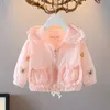 Vestes Eté Mode Bébé Protection Solaire Vêtements Filles Belle Floral Manteau Full Zip À Capuche Enfants Enfants Tenues 19 Ans 230311