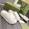 Classic Womens Slipper Designer Slides Macaron Platform Sandaler Solid Color Fashion Tjock botten Summer Woman Shoes With Box