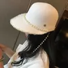 Neue Reitreiter Damen Breiter Krempe Hut Frauen Mode Stroh gestrickt Entenzunge Perlen Dekorative Sonnenvisor Sinamay Sun Visor Mütze