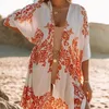 Kvinnors badkläder kvinnor sommarchiffon/rayon blommor tryck kimono cardigans toppar boho strandblusar avslappnade lösa skjortor lång bad bikini cove