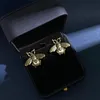 Stud Vintage Gold Ploated Bee Pearl Earrings Jewelries Letter Bruiloft Geschenk fabriek Groothandel met Dust Bag