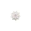 Broches De Luxe Zircon Marguerite Petite Broche De Mode Creative Élégant Mignon Broches Femmes D'été Robe Cheongsam Accessoires Broche