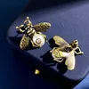 Stud Vintage Gold Ploated Bee Pearl Earrings Jewelries Letter Bruiloft Geschenk fabriek Groothandel met Dust Bag