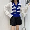 Blouses pour femmes mode coréenne rayé femmes chemise à manches longues Blouse automne 2023 col en v chauve-souris Patchwork court tricoté femmes hauts