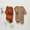 Rompers Baby Clothing Brief Style Toddler Boys Jumpsuits Spädbarn Girls Knitwear Single Breast Baby Outerwear 230311