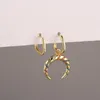 Boucles d'Oreilles Mode Asymétrique Coloré Rayé Incurvé Croissant Micro-incrusté Zircon Simple Charme Dames Accessoires