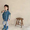 Waistcoat 2023 Spring Girls Denim Vest Fashion Children Sleeveless Coat Solid Baby Boys Jacka Cardigan Kids kläder 230313