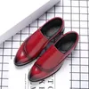 Scarpe eleganti Yomior Stile italiano Uomo Primavera Estate Mocassini casual formali in morbida pelle Slip-On Party Wedding Brogue