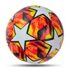 Sporthandskar Soccer Ball Officiell storlek 5 4 Premier Högkvalitativ sömlös mållag Match Balls Football Training League Futbol Topu 230313