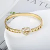 Armreif JINHUI Multi Heart Shaped Cuff Armreifen Vintage Edelstahl Hohlkristall Liebesarmbänder Vergoldung Modeschmuck