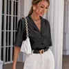 女性用ブラウス半袖サテンブラウス女性2023夏のノッチ白いシルクシャツエレガントなオフィスレディシンプルボタンアップカジュアルシャツ