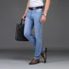 Heren jeans zomer zakelijke stijl UTR dunne licht mode mannelijke casual denim heren jeans slanke groothandelsbroek 230313