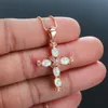 Anhänger-Halsketten, niedliche weibliche grüne Opal-Halskette, trendige ovale Kreuzkette für Frauen, Boho-Silberfarbe, Hochzeiten, Halskette