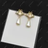 Avoir des timbres Mode petite abeille Charm Boucles d'oreilles aretes Designer de luxe cristal résine blanche Pendentif Boucle d'oreille femmes fête cadeau d'anniversaire bijoux