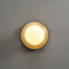 Lampada da parete in rame da comodino di lusso dorato postmoderno minimalista soggiorno corridoio retro vintage applique a sfera rotonda in vetro a LED