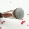 Escovas de maquiagem 1pc Professional Crenteler Foundation Brush for Cosmetic Power Up Up Beauty Tool