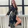 Kadınların Sweetwear Seksi Yaz İpek Nightgown Orta kollu uzun dantelli bornoz sabah elbisesi pijamaları saten bornoz bata novia boda