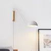 Lampada da parete Nordic Plug In Sconce Camera da letto Lampade da comodino Paralume in ferro bianco nero Swing Long Arms Mounted Light E27