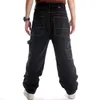 Jeans da uomo Jeans hip-hop dritti larghi da uomo Skateboard Casual Street Dance Jeans hip-hop Pantaloni in denim Tasche grandi Ricamo Taglie forti 230313