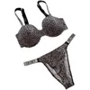 Set di reggiseni di moda contro la biancheria intima di pietra Rhine Set di donne Set di marchio Design sexy set di lingerie set di pushting senza soluzione di continuità set reggiseni Plus size rosa reggiseno rosa Y0911