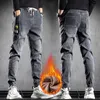 Jeans masculinos de inverno lã grossa de jeans quentes jeans homens pretos jeans jogadores de harém folgado calças térmicas jeans mais tamanho 230313