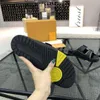 2023 Summer Trainer Mule Slippers Metallic Black Suede Sandals Rubber Outsole Outdoor Cool Casual Luxury Designer Flat Flip Flops Shoes