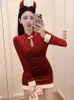 Sıradan Elbiseler Sonbahar Kış Velvet Kadın Gece Elbise Şık Kırmızı Tatlı Vintage Seksi Bodycon Mini Partisi Noel Femme Mujer Vestidos