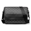 Usine en gros hommes sacs à bandoulière 4 styles horizontal grande capacité impression sac d'affaires flip multicouche en cuir sac à dos rue populaire plaid sac à main