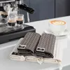 New Barista Bar Towel Milk Tea Shop Coffee Machine Straccio speciale che assorbe acqua senza pelucchi Panno per la pulizia Asciugamano quadrato piccolo bianco