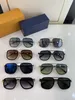 Erkekler Güneş Gözlüğü Kadınlar için Son Satış Moda Güneş Gözlükleri Erkek Güneş Gafas De Sol Glass UV400 Rastgele Eşleştirme Kutusu 8581E