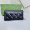 723784 Men Designer Matelasse Zippy Wallets Super Soft Black gewatteerde lederen portemonnee man Dagelijkse informele kaarthouders