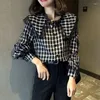 Kvinnors blusar Kvinna Autumn Fashion Temperament All-Match Casual Tops Female Lace Ruffled Chiffon Shirt Ladies Plaid Print Blue Women G26