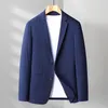 Abiti da uomo Stile inglese Uomo Blazer blu grigio Primavera Autunno Giacca monopetto con colletto dentellato Abito da uomo Abiti casual eleganti Indumento