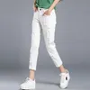 Damesjeans 2023 Summer S gescheurde gat voor vrouw hoge taille niet-elastische casual denim broek vrouwelijke mode mom pants