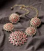 Anhänger Halsketten Kissme Vintage-Stil Statement für Frauen Geschenke Hyperbole Red Crystal Flower Halskette 2023 Modeschmuck