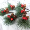 Dekorativa blommor 4 datorer/parti Artificial Plant Festive Accessories Christmas Pine Needles Plastic Grass Strips Party Decoration