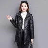 Kvinnors dikerockar 2023 Glossy Down Cotton Jacka Kvinnor Vinter Löst mitten av huven VARMT Tjockna Outwear Casual Female Parkas Overrock