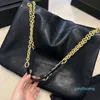 Designer -Tasche Weiche Leder -Tasche Schwarz gesteppte Goldkette Crossbody Shopping Handtasche große Kapazität 881