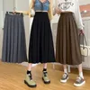 Kjolar houzhou vintage brun veckade långa kjolar kvinnor koreanska mode hög midja chic elegant a-line midi kjol för flickor preppy stil 230313