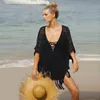 Traje de baño para mujer Crochet Vestido de playa con cuello en V profundo Blanco Sexy Ahueca hacia fuera con borla Trim Cover Up Mujer Traje de baño Ropa de playa Salida de baño Pareo