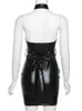 Casual Dresses Halter V-hals Mini Backless Black Artificial Leather Sexig ärmlös från axel sommar elegant klänning