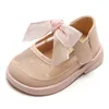 Första vandrare 11.5-15.5 cm Baby Girls Mesh Spring Shoes Lace Butterfly-Knot Little Princess Dress Shoes For Party Toddler Walkers 230314